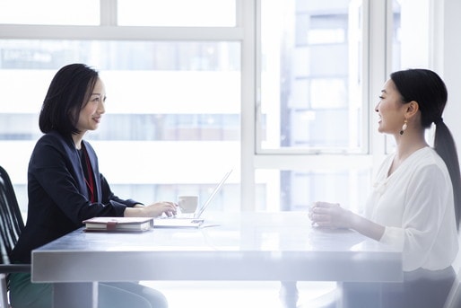 【長期インターンの志望理由4選】面接官から高評価を得るためのポイントと例文!