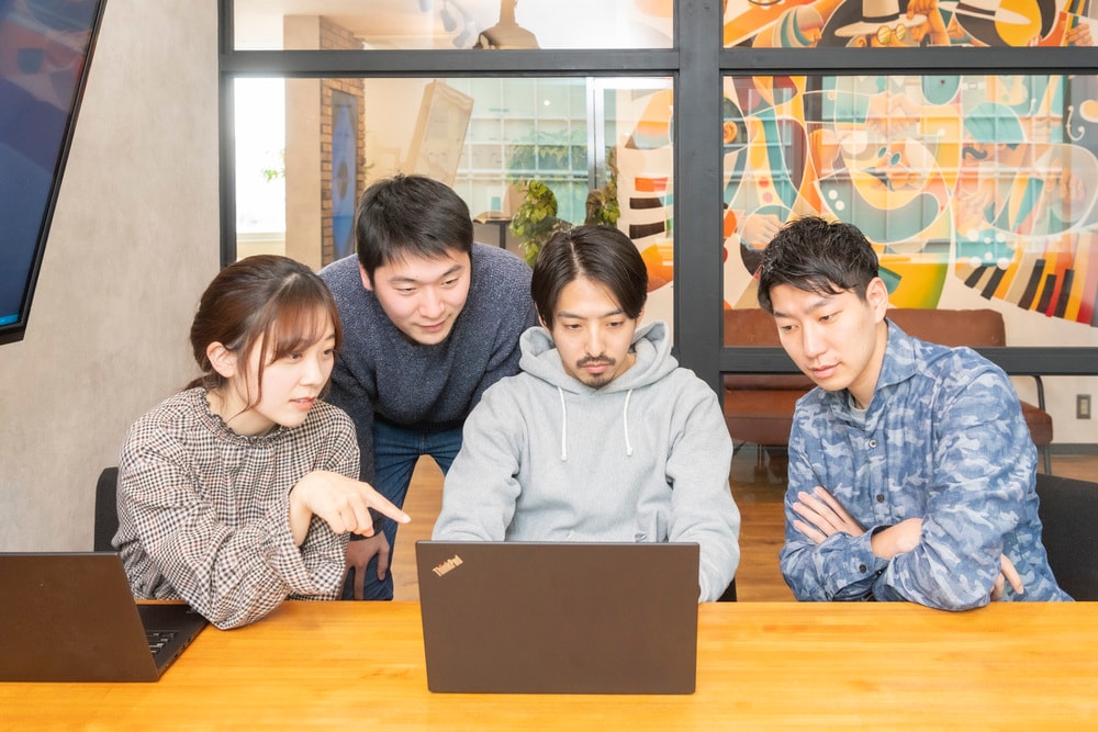 【4年連続ベストベンチャー100選出】メディアチームでディレクターとして新規Webメディアのグロースを牽引するインターン!