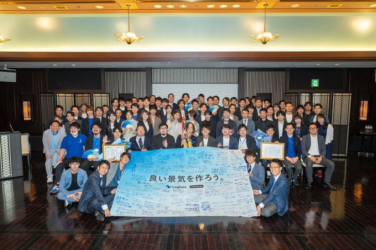 【100億調達済みのSaaS企業】トップセールスと二人三脚で成果最大化に挑戦できる長期インターン!